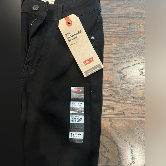 NWT Levi’s 721 High-Rise Skinny Hypersoft Jeans Pants - Picture 3 of 7